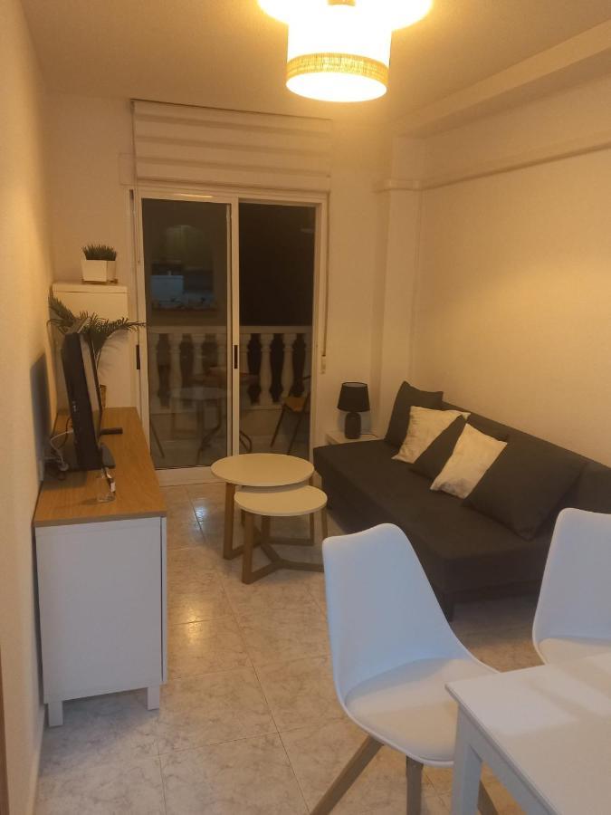Apartment Only 250M From The Beach Los Locos Torrevieja Buitenkant foto